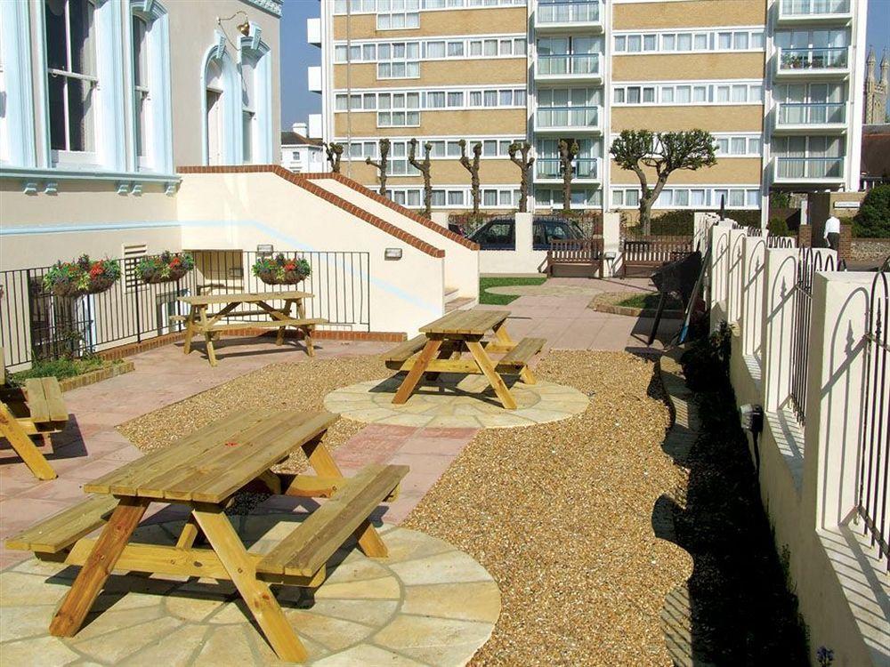Vernon Guesthouse Eastbourne Dış mekan fotoğraf