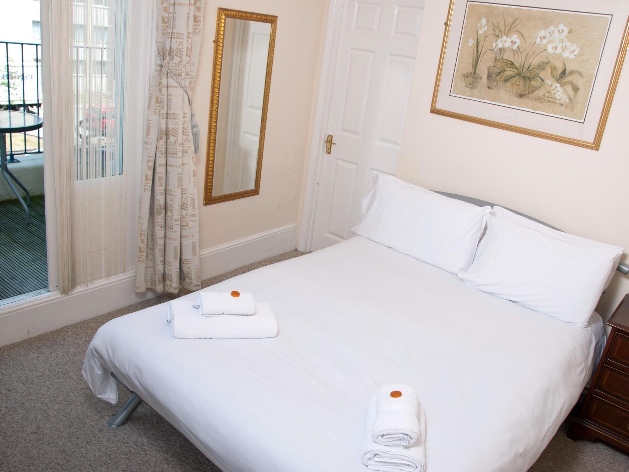 Vernon Guesthouse Eastbourne Dış mekan fotoğraf