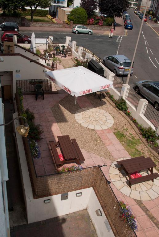 Vernon Guesthouse Eastbourne Dış mekan fotoğraf